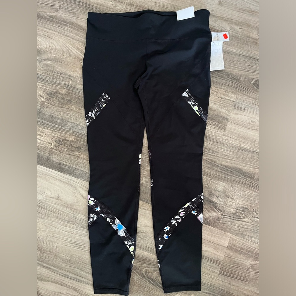 NWT Women’s Black GapFit Gfast Leggings, Size Large